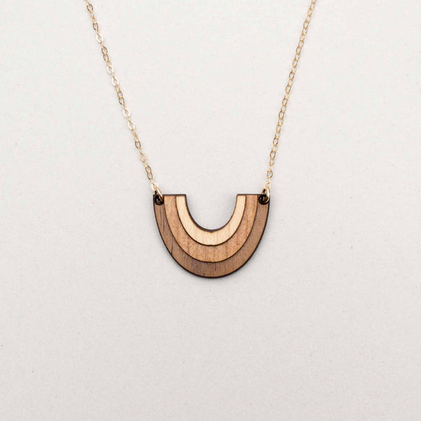 Arch Necklace