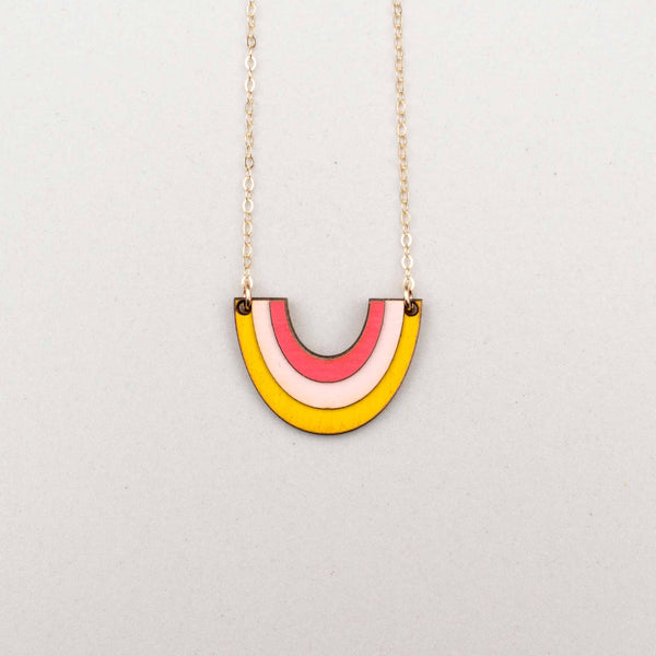 Arch Necklace