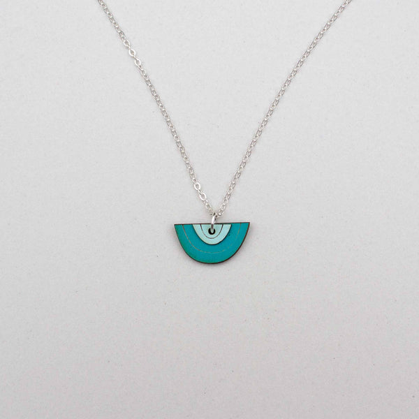 Mini Horizon Necklace